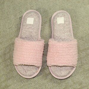 NEW Muk Luks Women's Size 7-8 Pink Slide On House Shoes